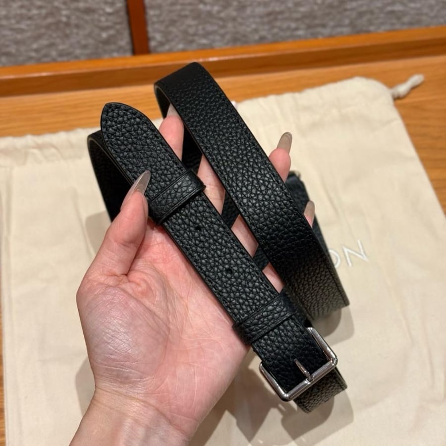 LOUIS  VUITTON