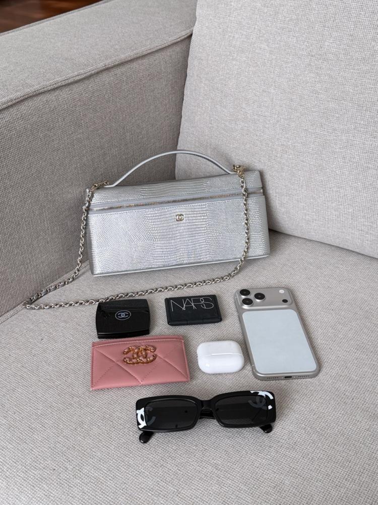 CHANEL