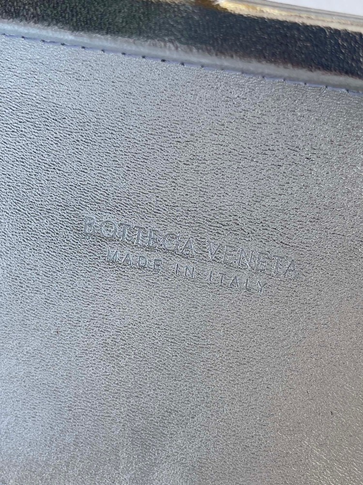 BOTTEGA
