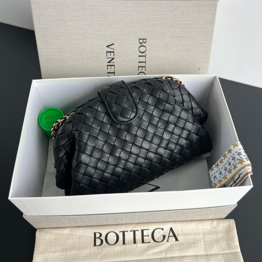 BOTTEGA