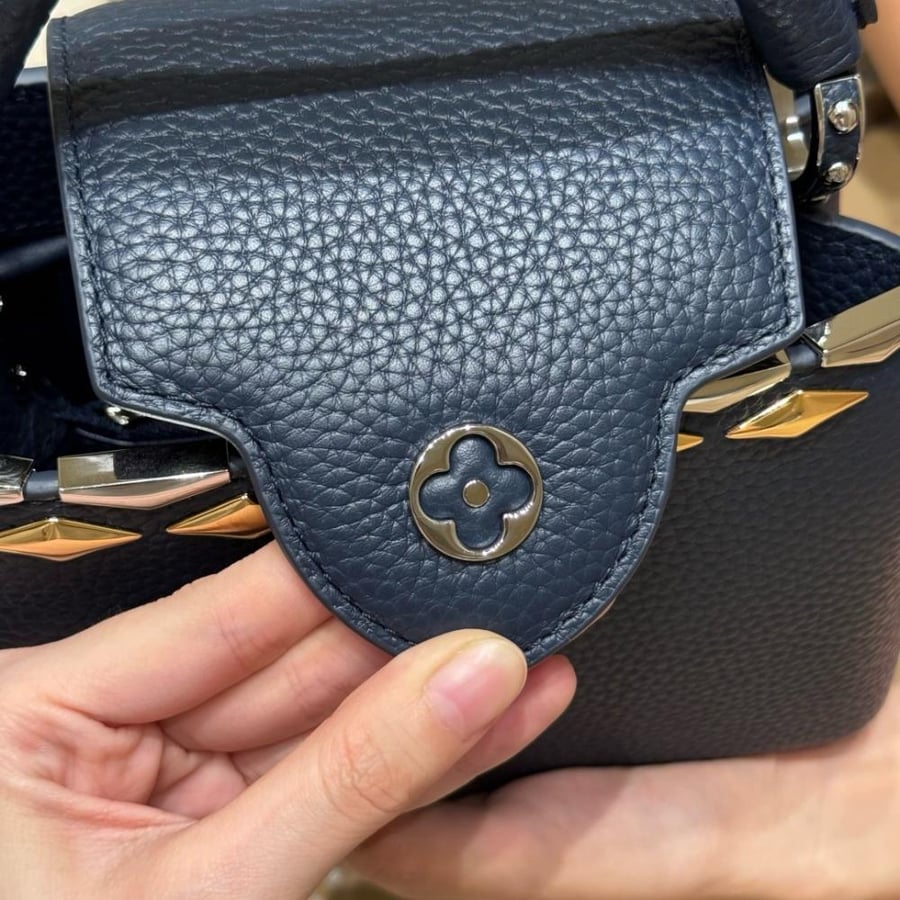 LOUIS  VUITTON