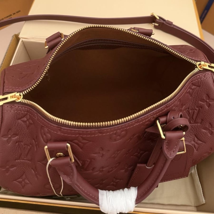 LOUIS  VUITTON