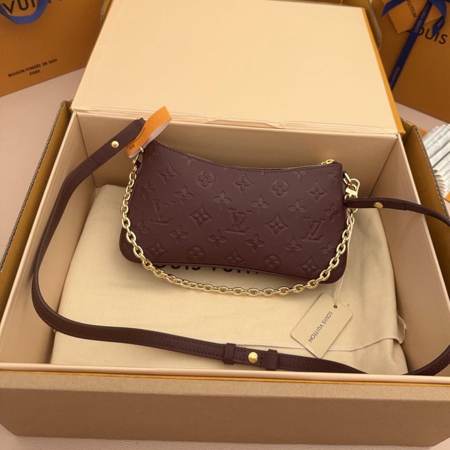 LOUIS  VUITTON