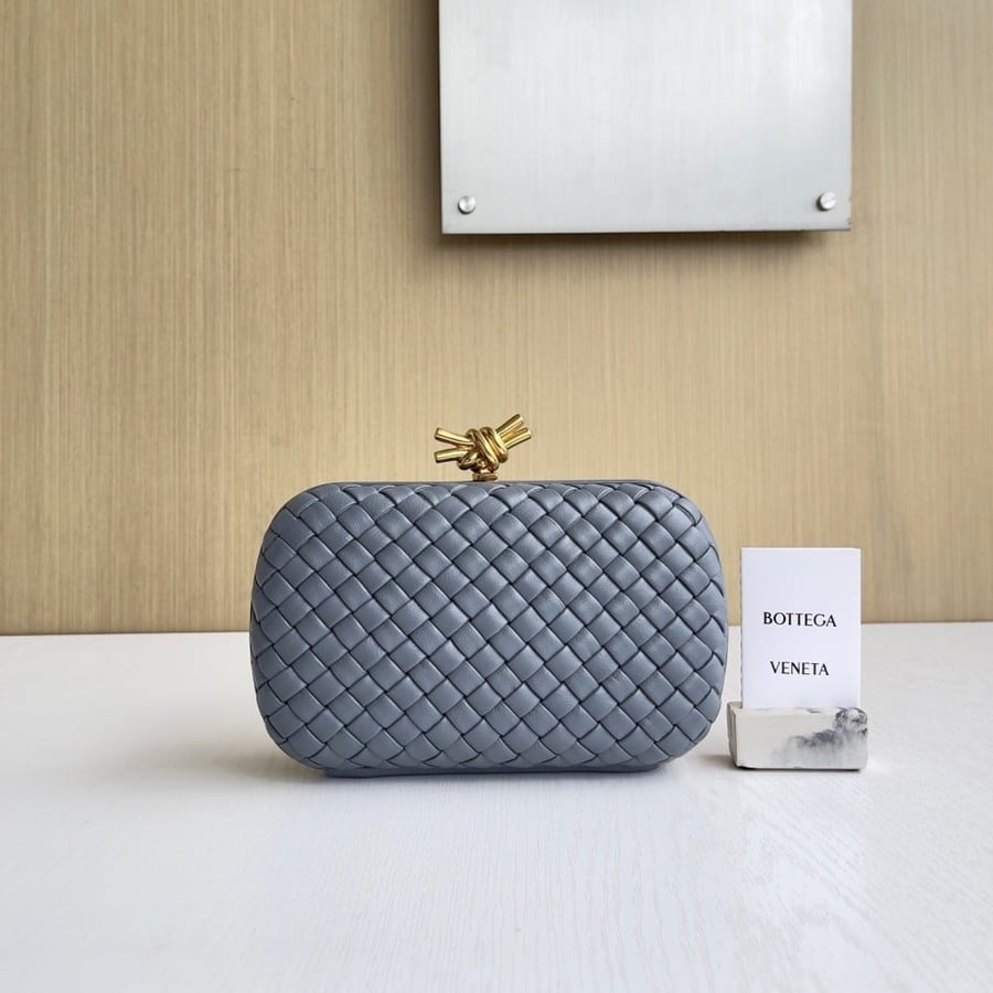 BOTTEGA