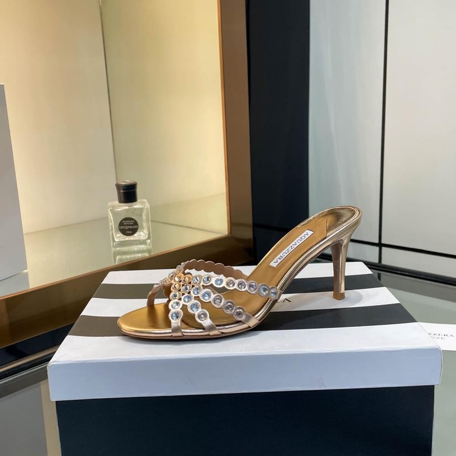 AQUAZZURA
