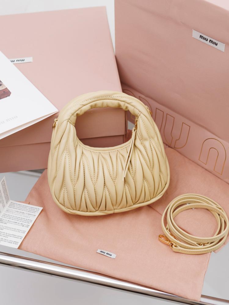 MIU MIU