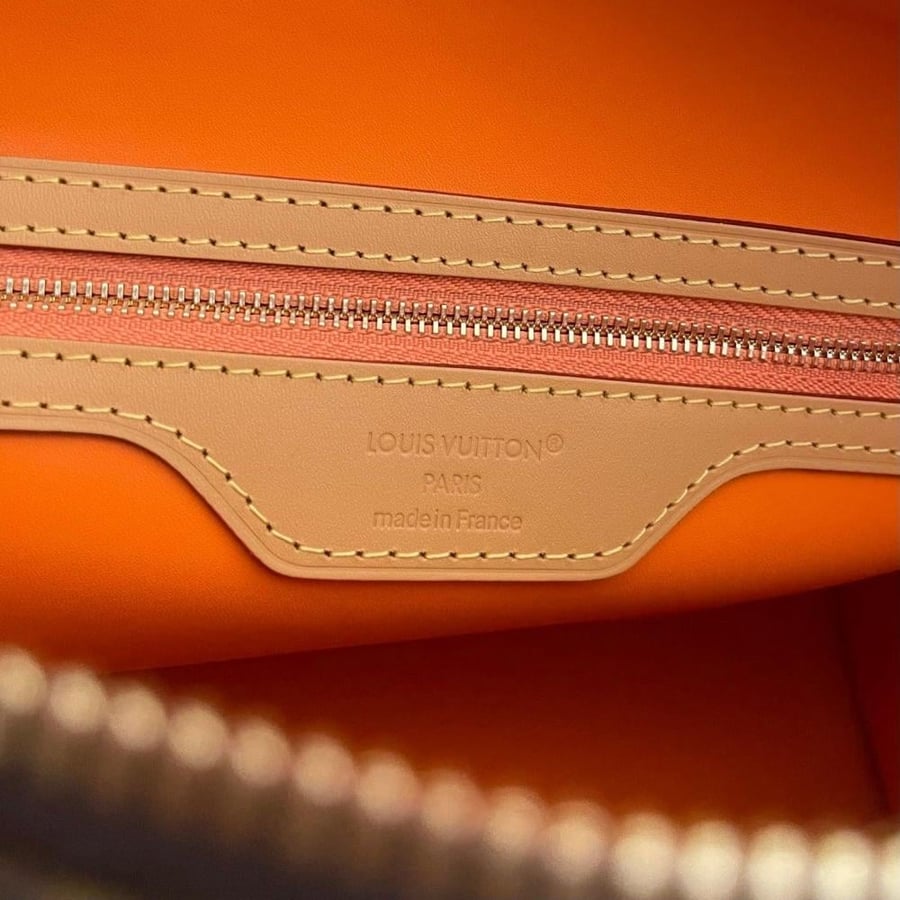 LOUIS  VUITTON