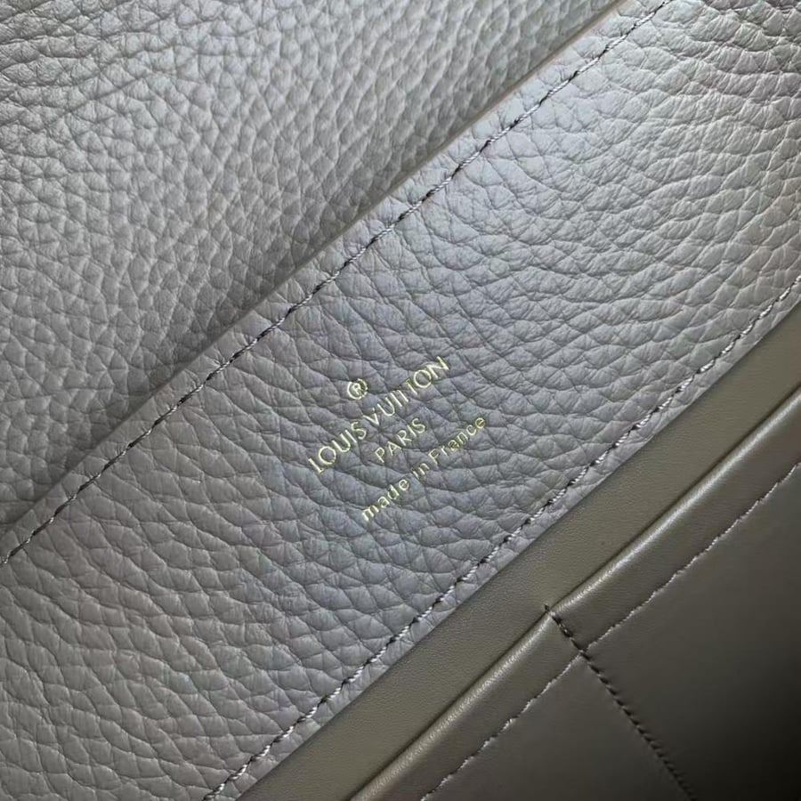 LOUIS  VUITTON