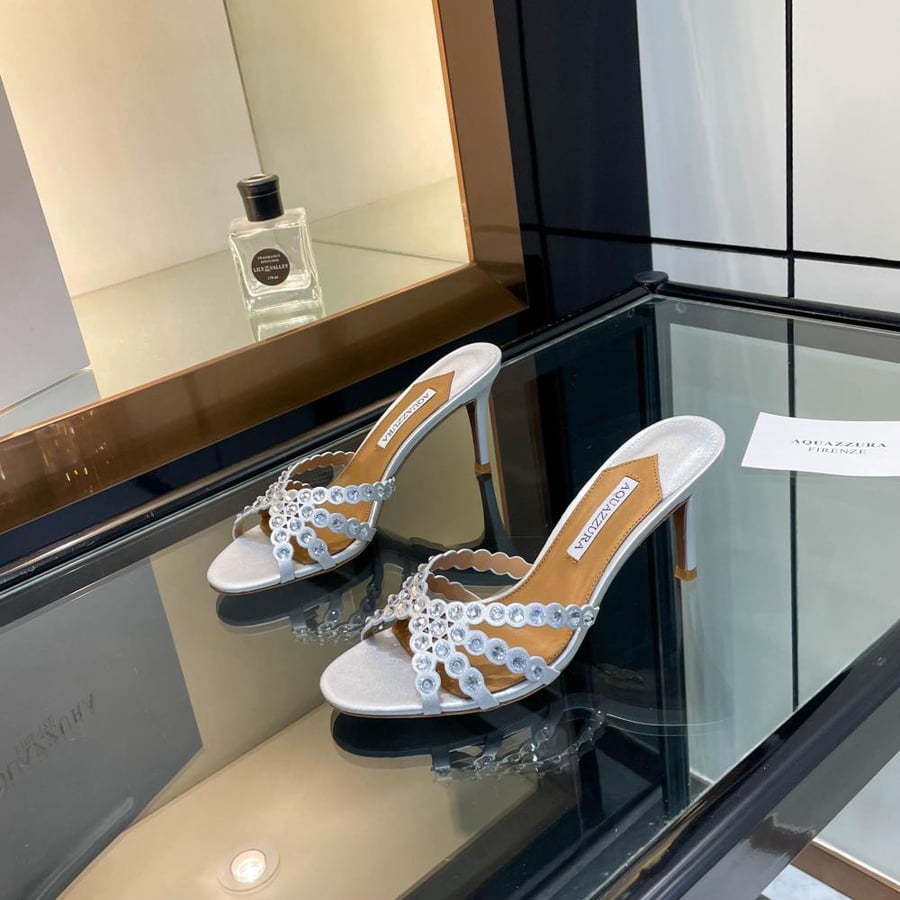 AQUAZZURA