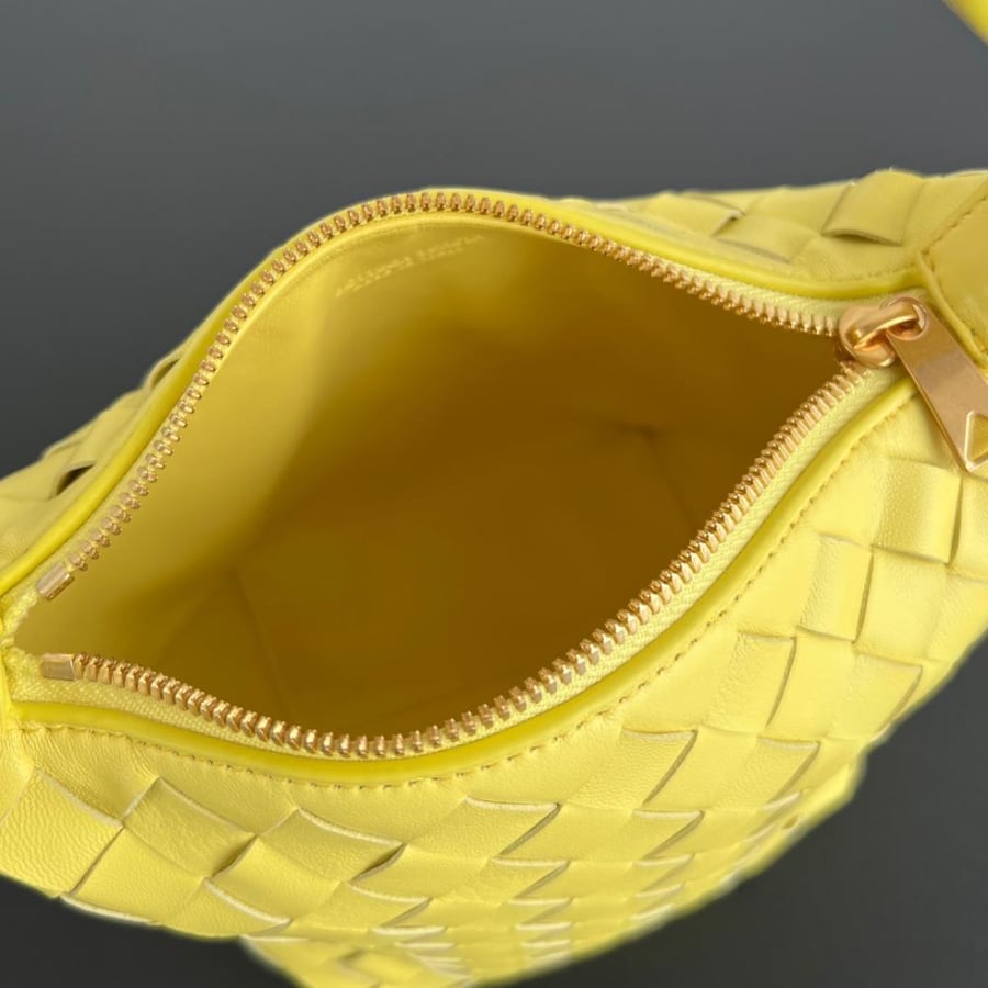BOTTEGA