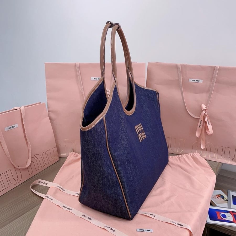 MIU MIU