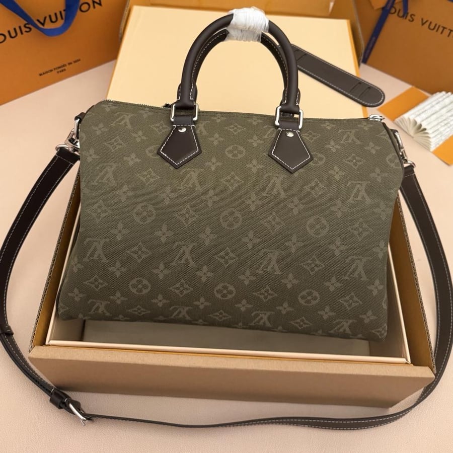 LOUIS  VUITTON