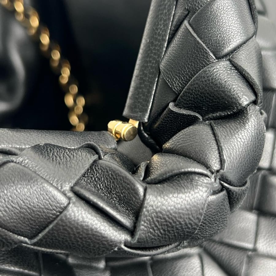 BOTTEGA