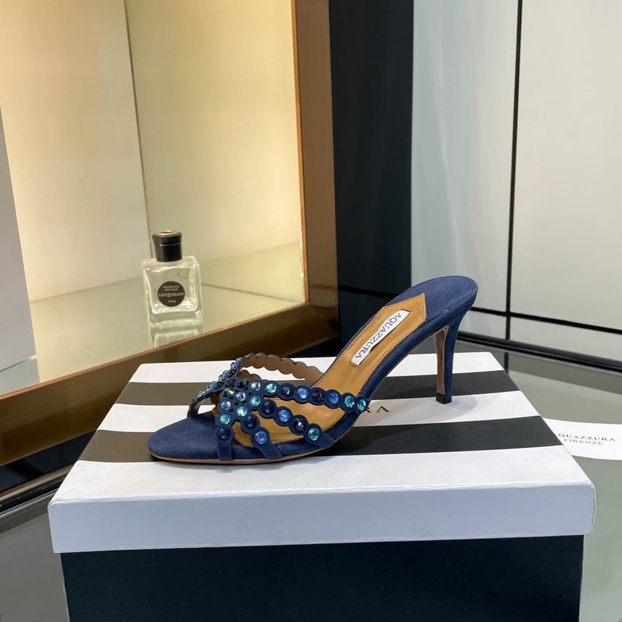 AQUAZZURA