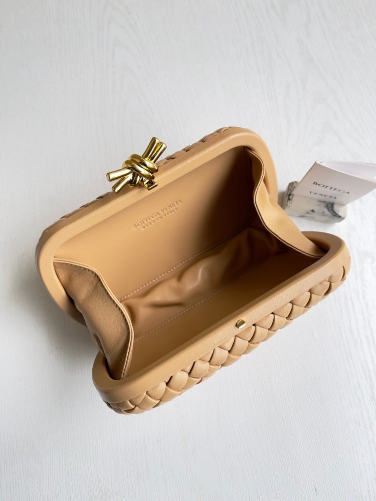 BOTTEGA