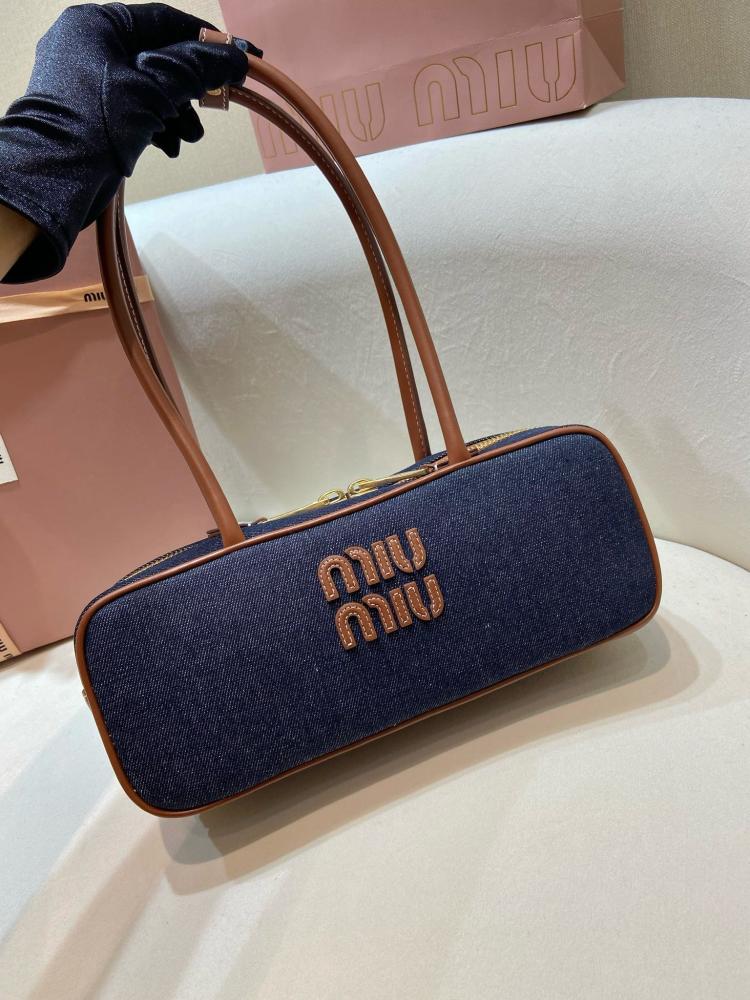 MIU MIU