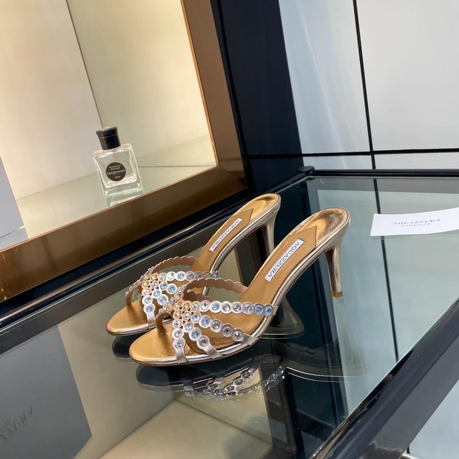 AQUAZZURA
