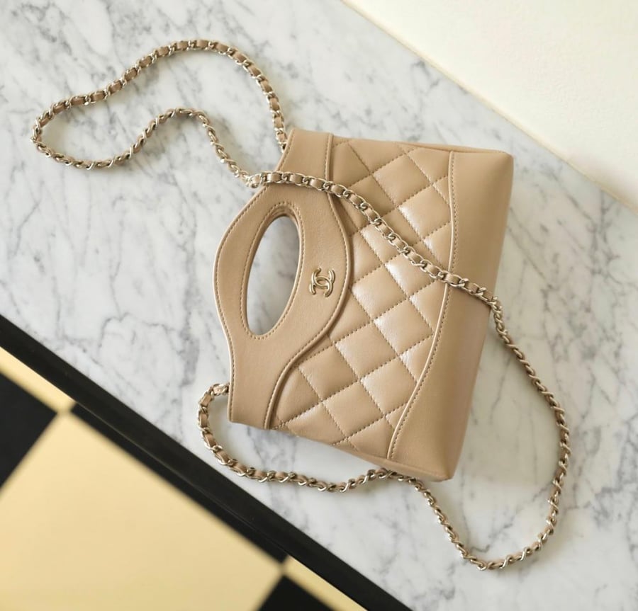 CHANEL