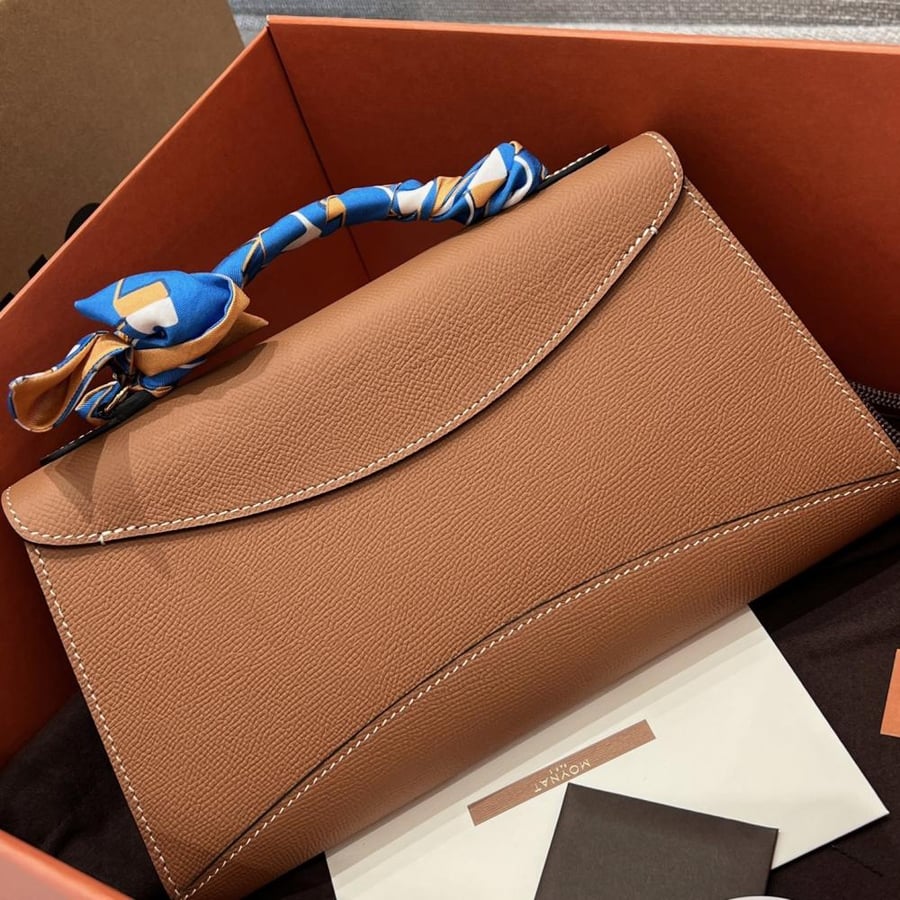 MOYNAT
