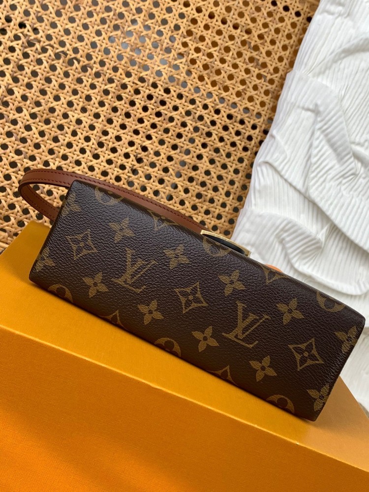 LOUISVUITTON-LOCU BB