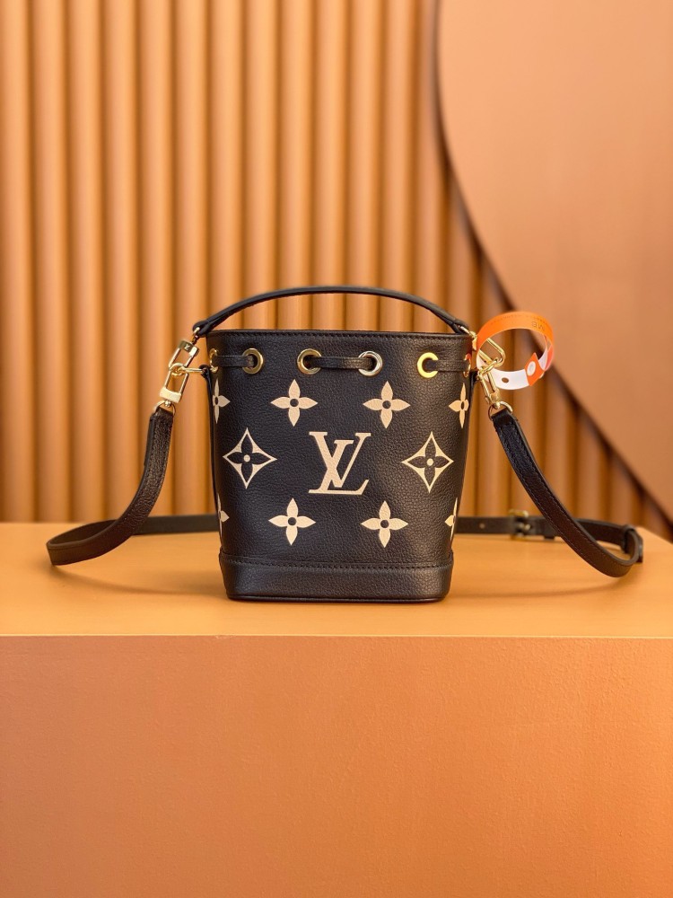 LOUISVUITTON- NANO NOE