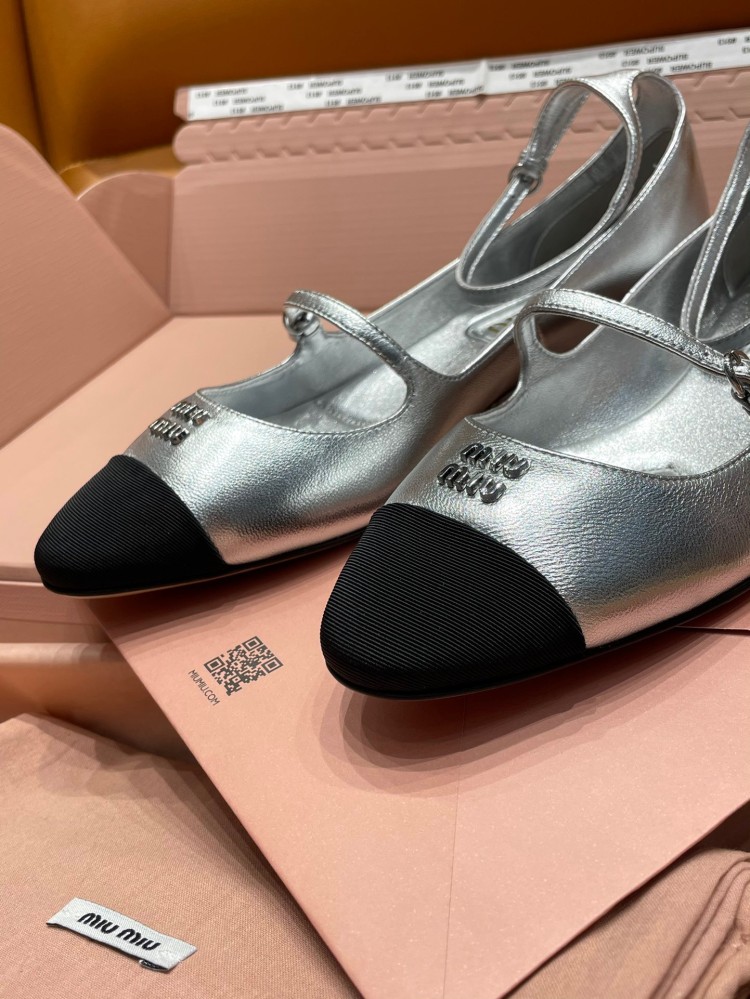 MIU MIU