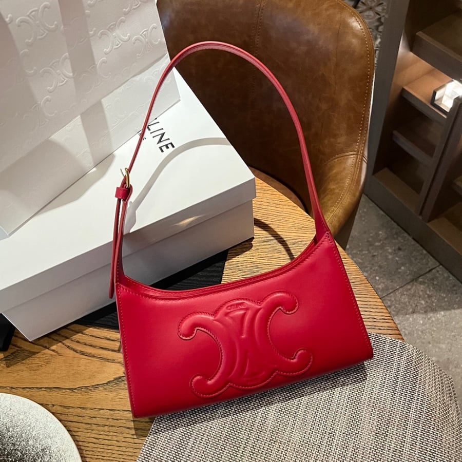 CELINE