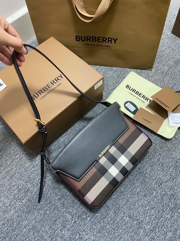 BURBERRY