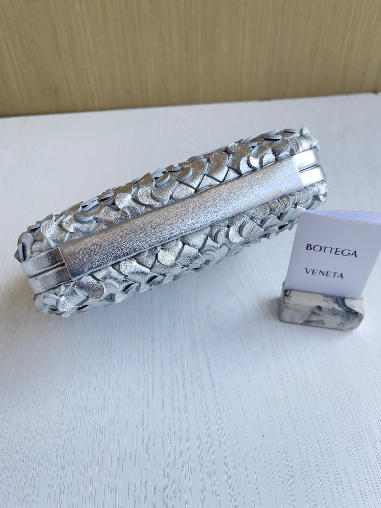 BOTTEGA