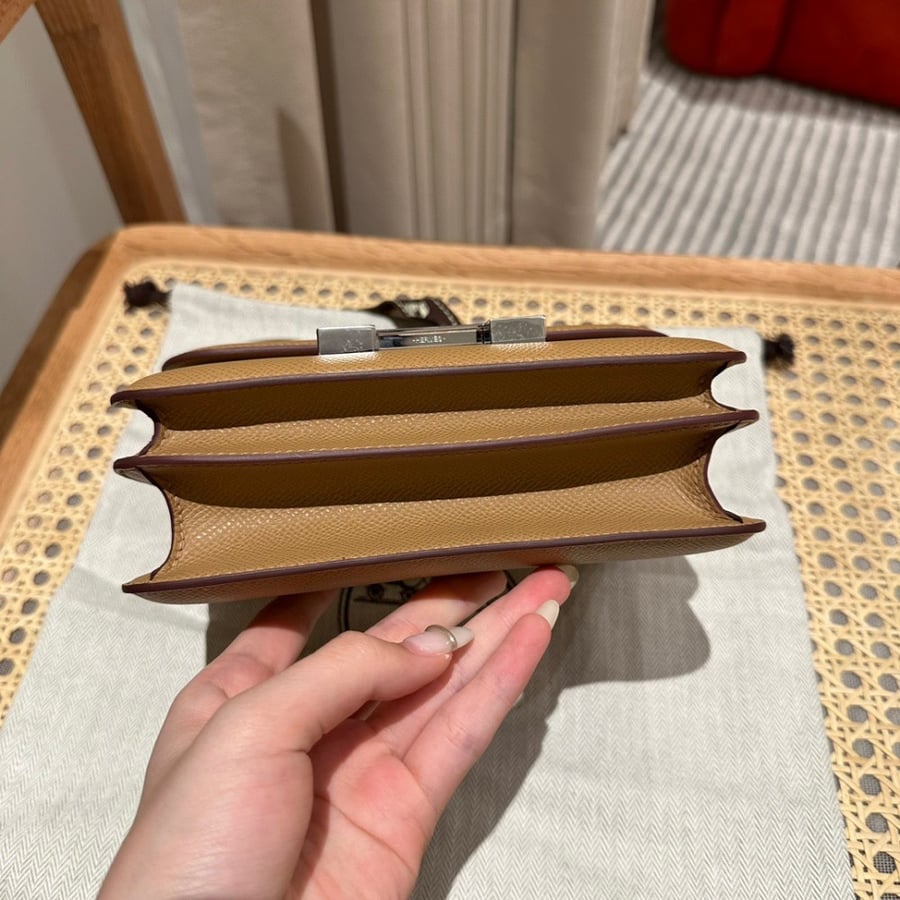HERMES-Constance 19 CM