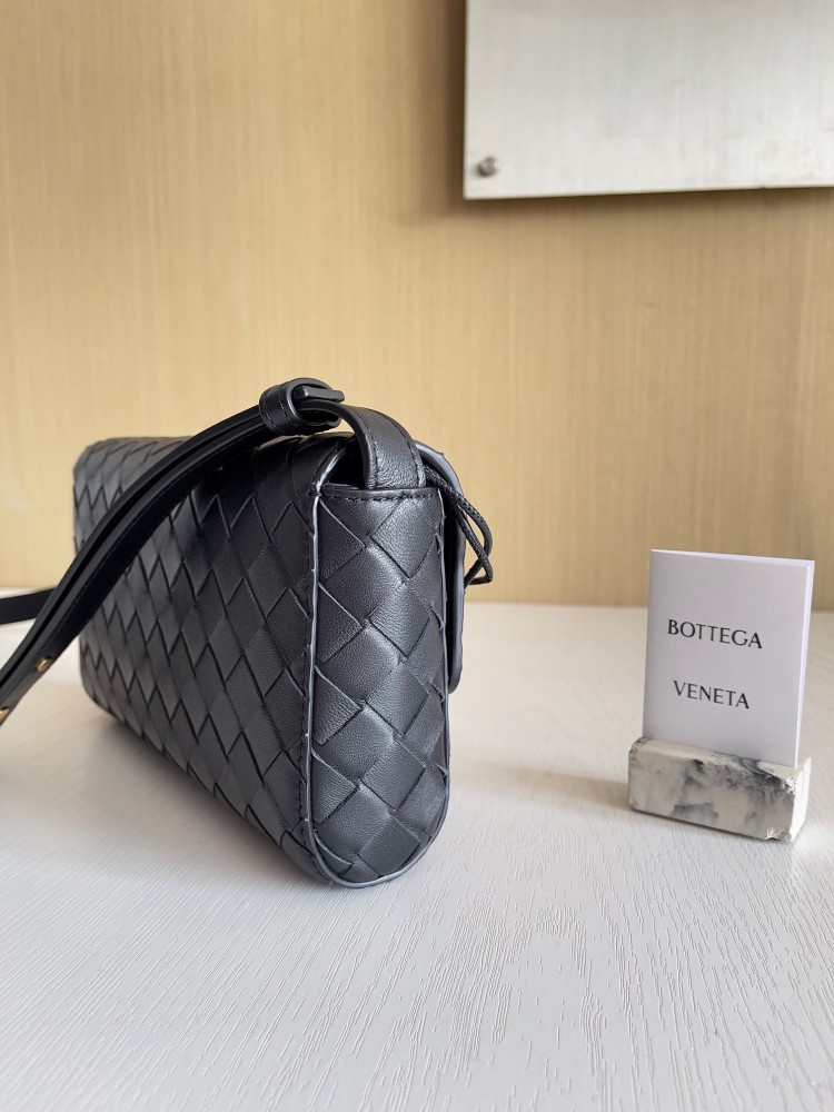 BOTTEGA _Andiamo