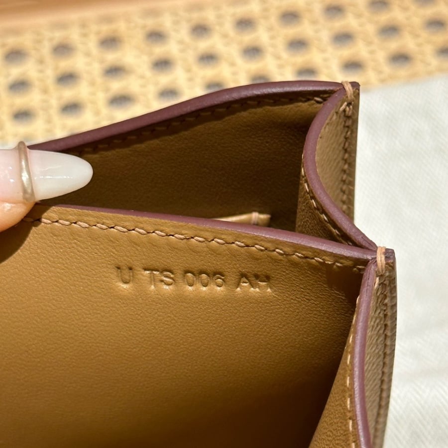 HERMES-Constance 19 CM