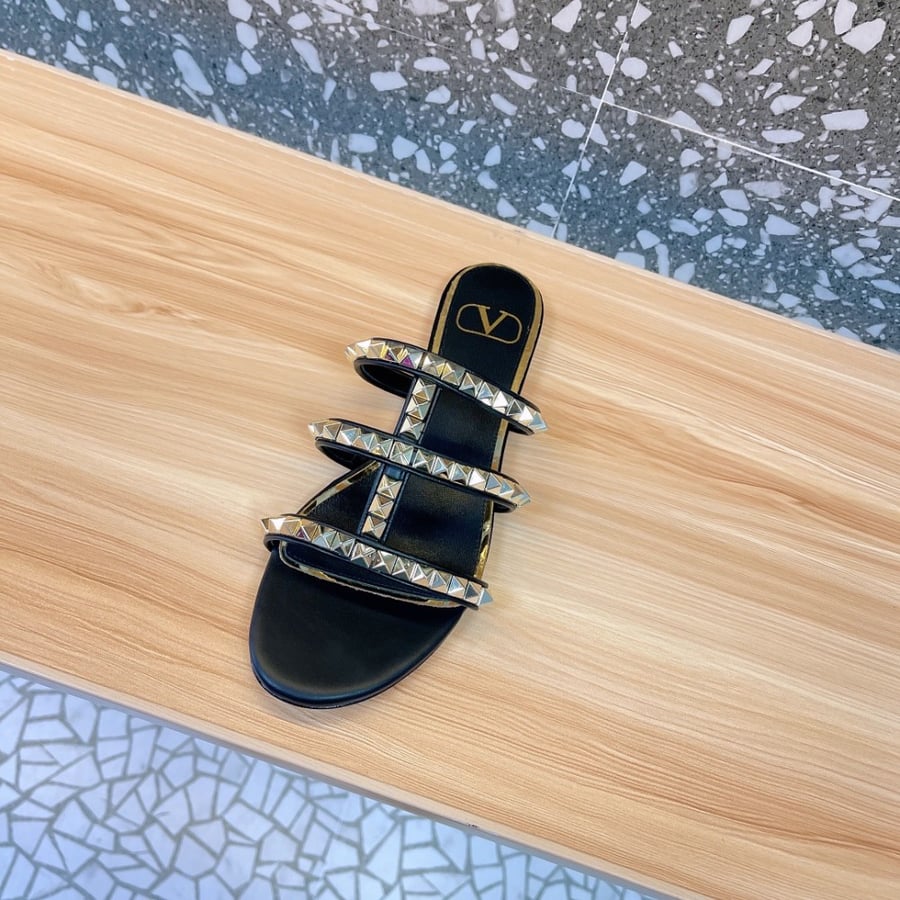 VALENTINO