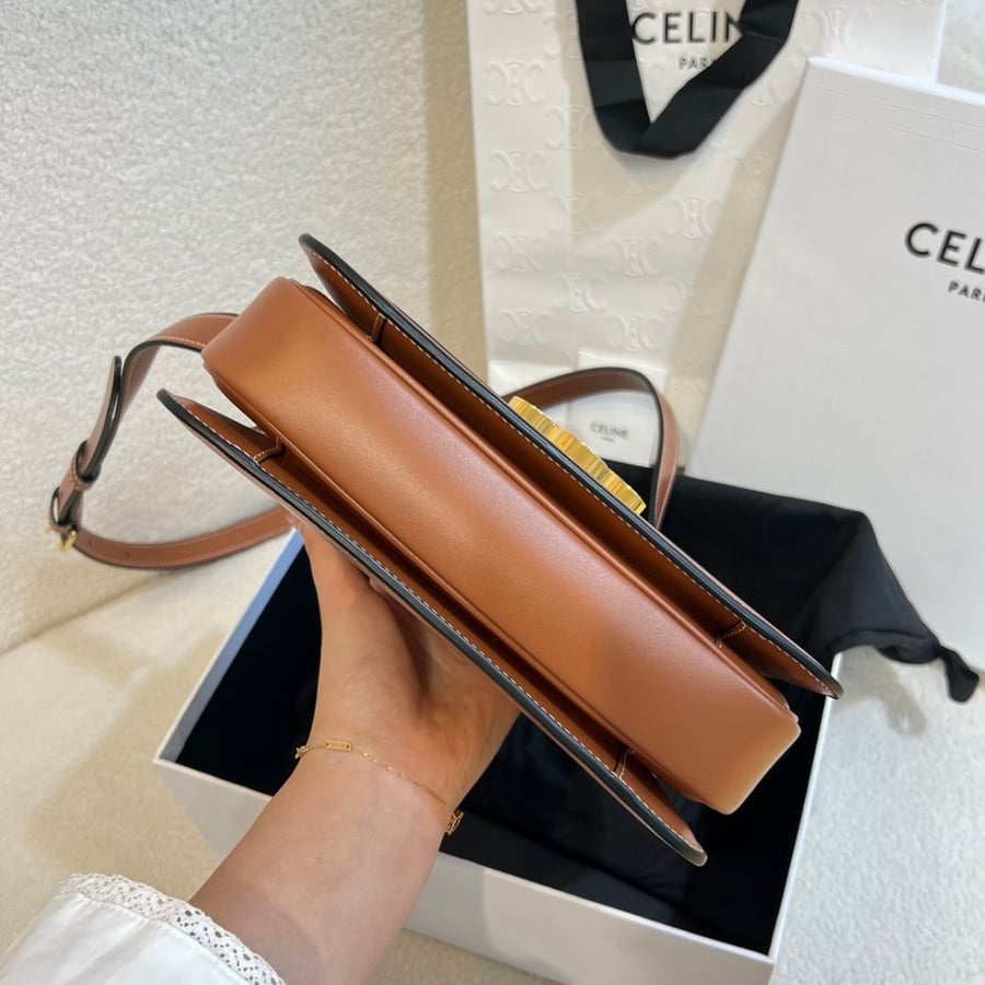 CELINE