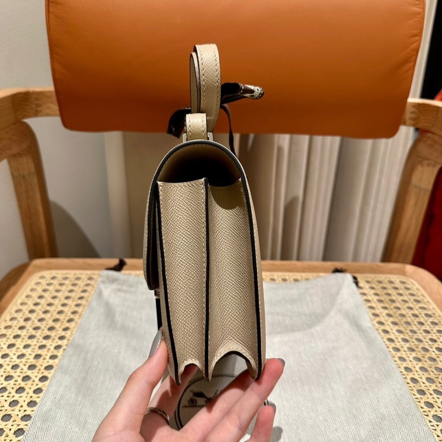 HERMES-Constance 19 CM