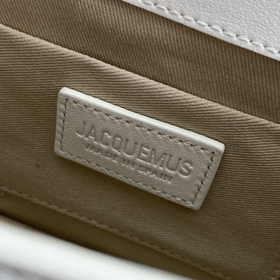 JACQUEMUS