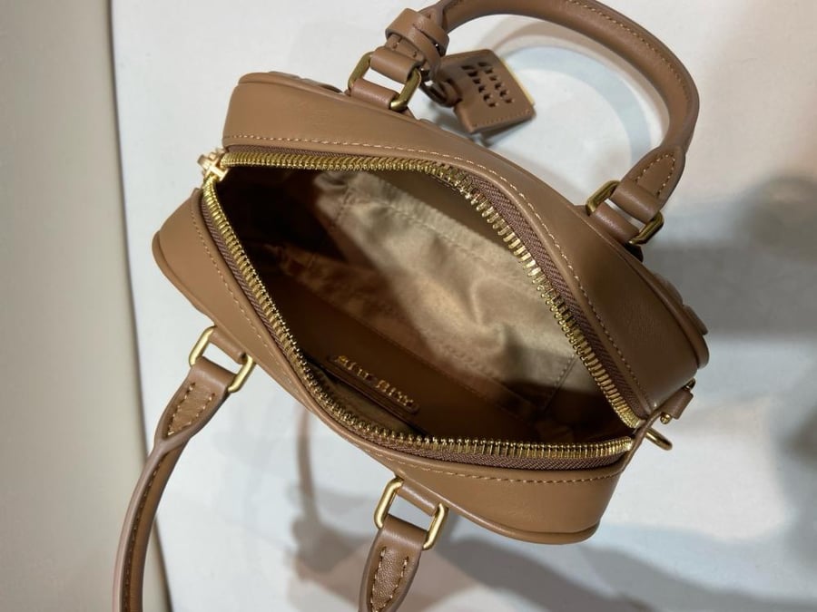 MIU MIU