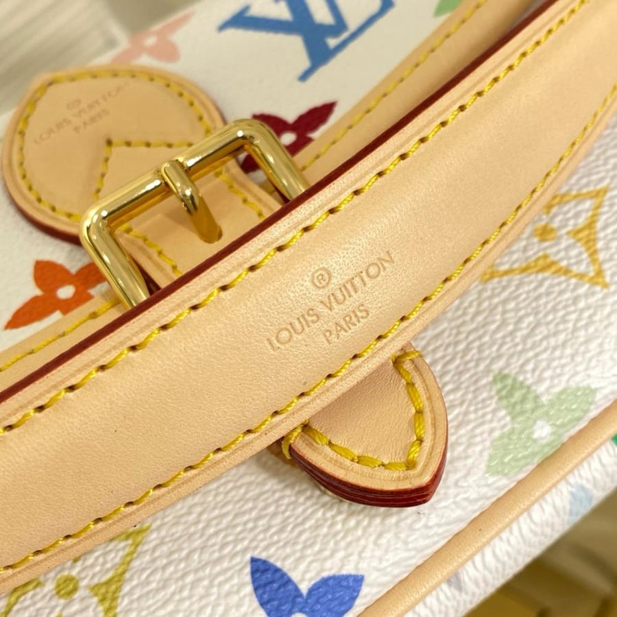 LOUIS  VUITTON