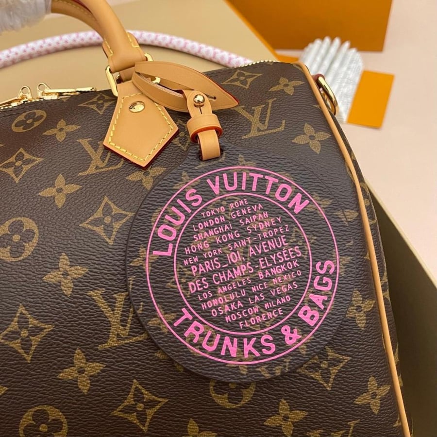 LOUIS  VUITTON