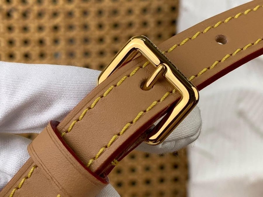 LOUISVUITTON-Nano Alma mini