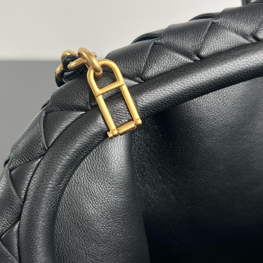 BOTTEGA