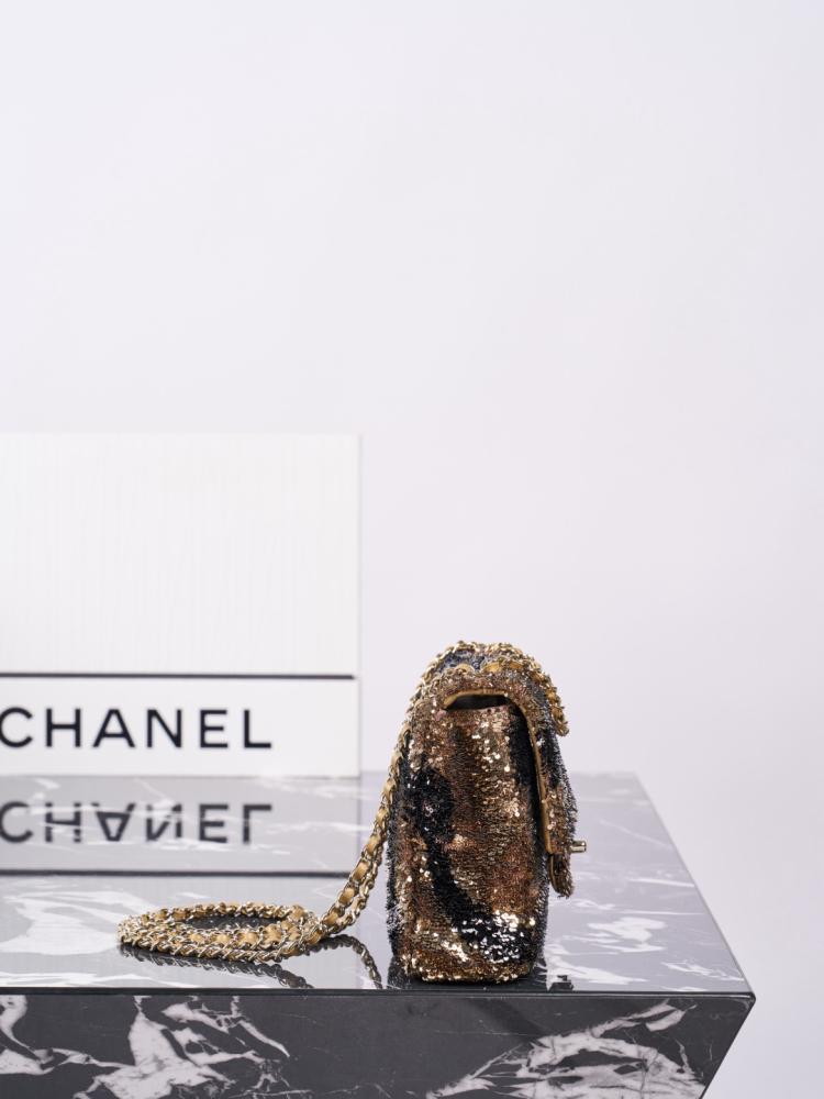 CHANEL