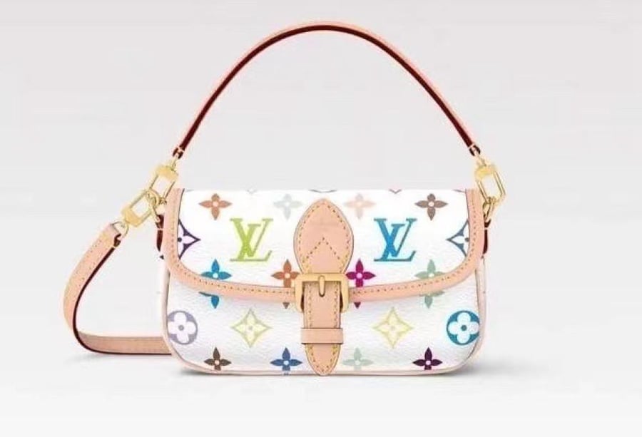 LOUIS  VUITTON
