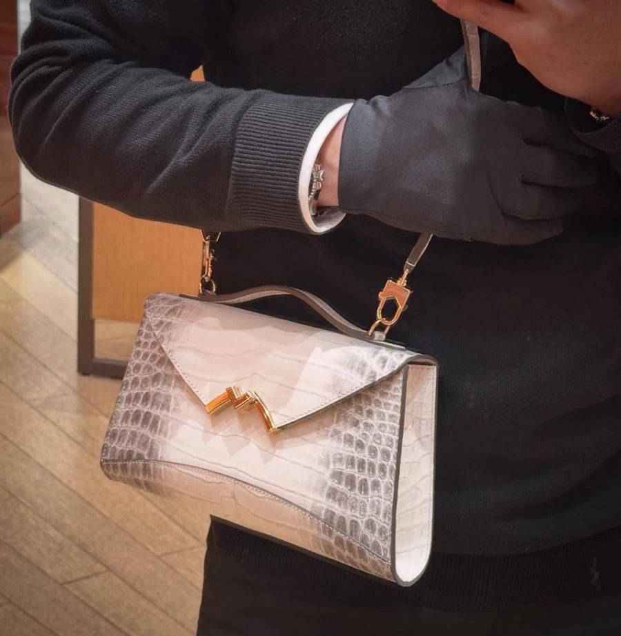 MOYNAT