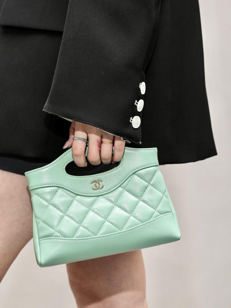 CHANEL