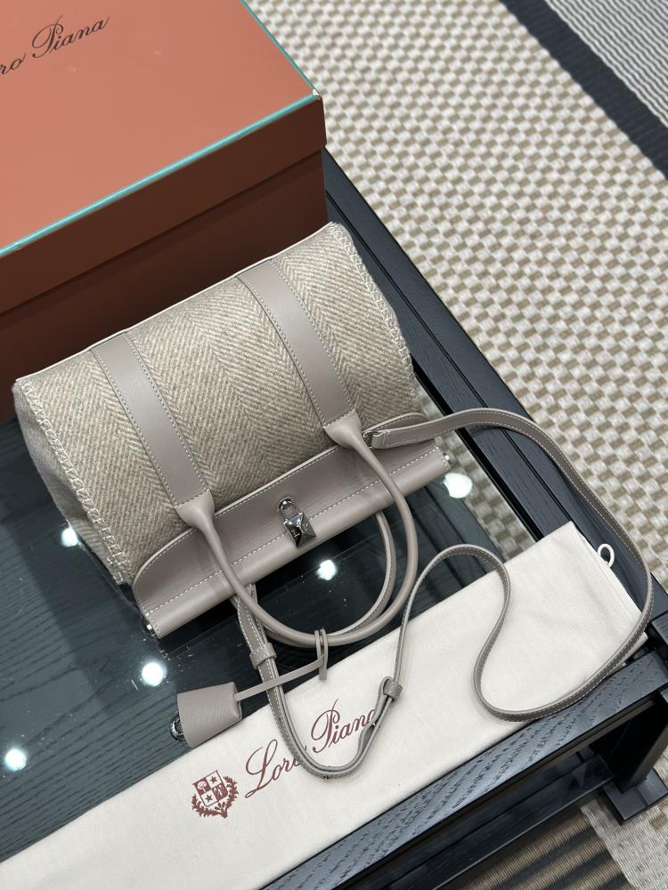 LORO PIANA