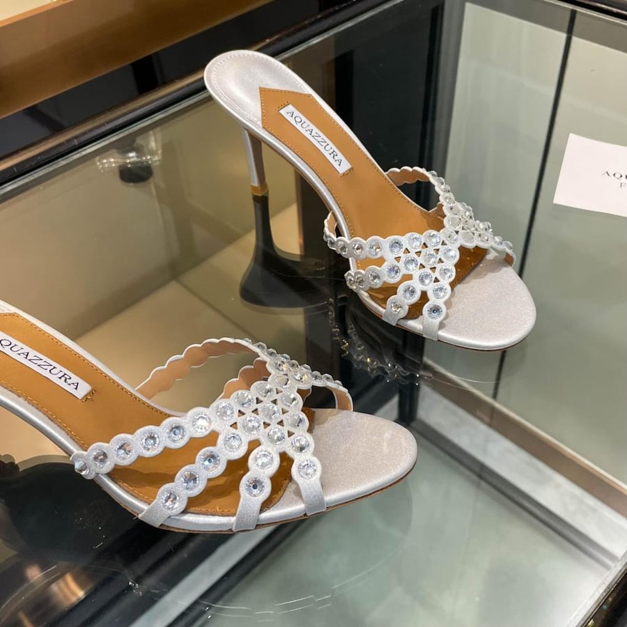 AQUAZZURA