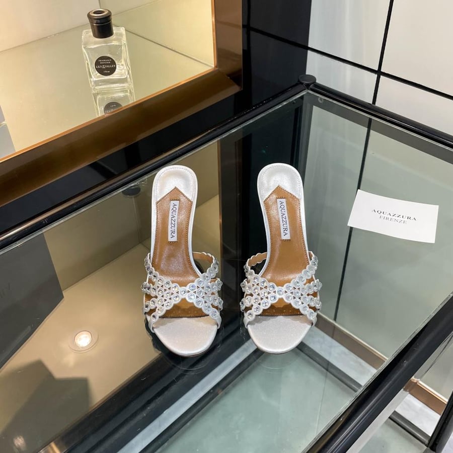 AQUAZZURA