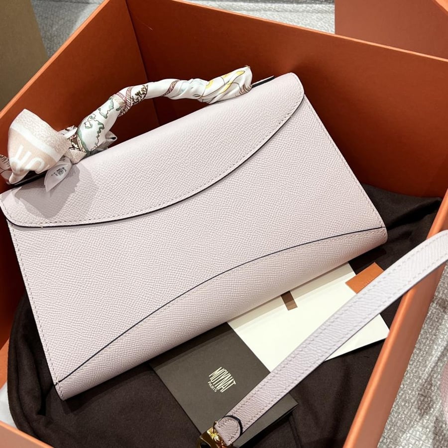 MOYNAT