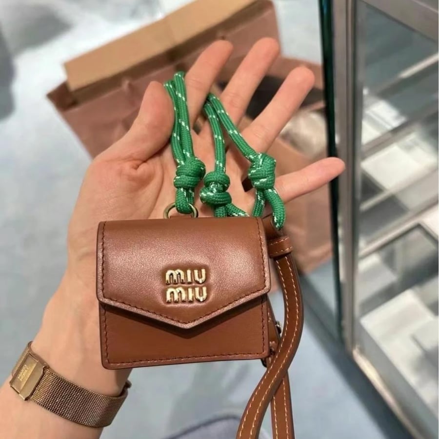 MIU MIU